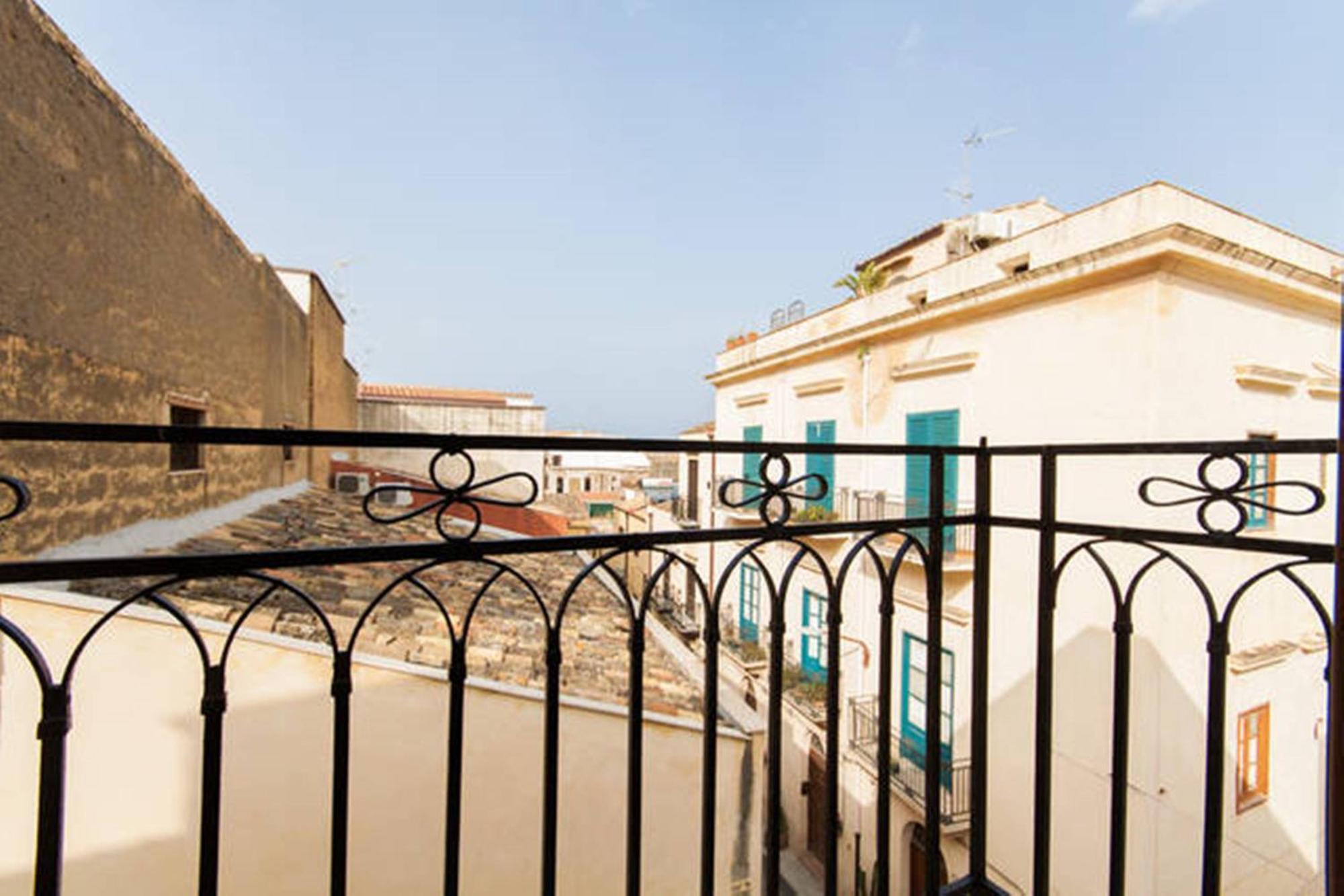 Emporium Bed & Breakfast Castellammare del Golfo Dış mekan fotoğraf